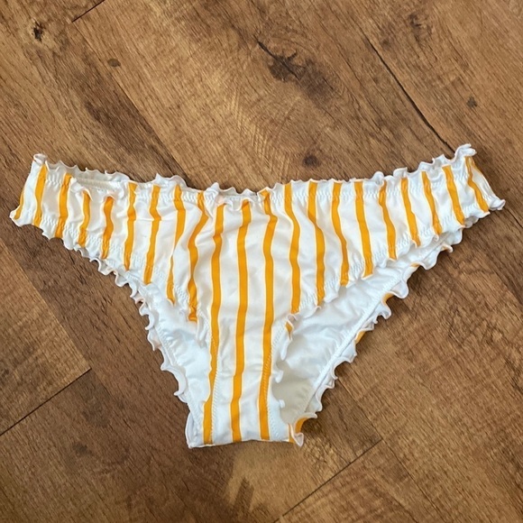 NWOT tangerine and white striped bikini bottom with feminine ruffles. Large - Picture 1 of 5
